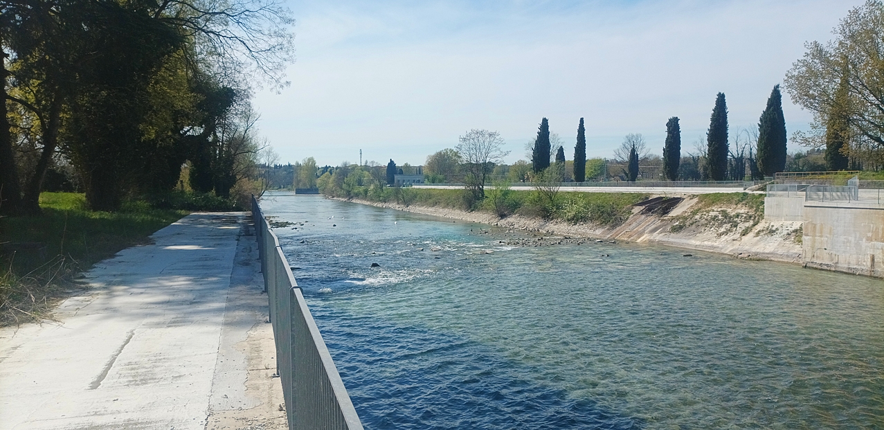 fiume-mincio-dopo-la-diga-di-ponti-sul-mincio-direzione-monzambano