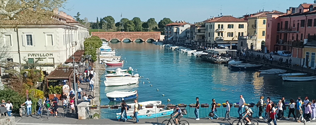 Canale di Mezzo ed il ponte dei Voltoni 2026 a Peschiera del Garda